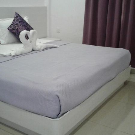 Lavender Riverside Hotel Malacca Exterior foto